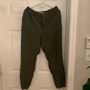 A new day army green pant